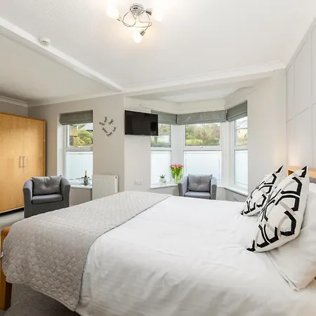 Thornbank House Offering Breakfast And With The Use Of Free Local Health Club 4* Windermere