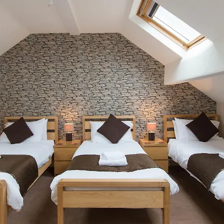 Thornbank House Offering Breakfast And With The Use Of Free Local Health Club 4* ウィンダミア