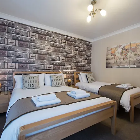 Thornbank House Offering Breakfast And With The Use Of Free Local Health Club 4*