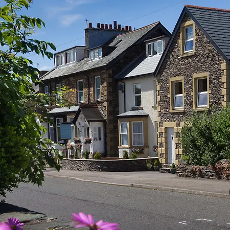 Thornbank House Offering Breakfast And With The Use Of Free Local Health Club 4*