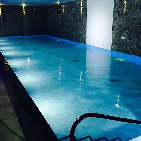 Pensjonat Thornbank House Offering Breakfast And With The Use Of Free Local Health Club