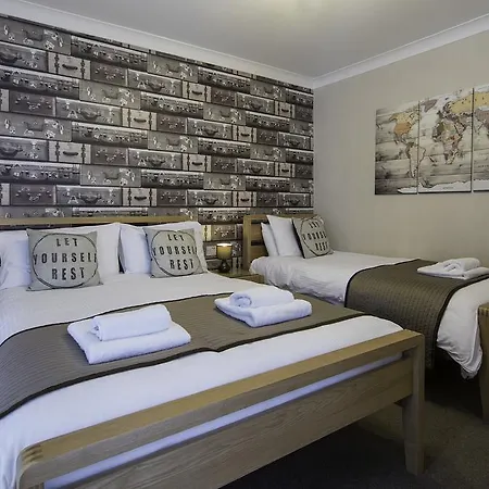 Thornbank House Offering Breakfast And With The Use Of Free Local Health Club Guest house