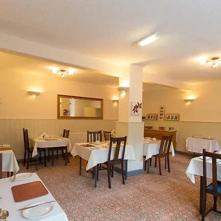 Guest house Thornbank House Offering Breakfast And With The Use Of Free Local Health Club Windermere