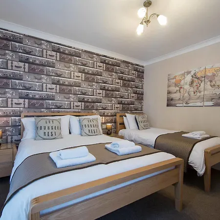 Thornbank House Offering Breakfast And With The Use Of Free Local Health Club 4*