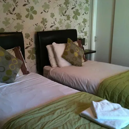 Guest house Thornbank House Offering Breakfast And With The Use Of Free Local Health Club Windermere