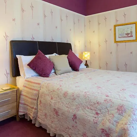 Thornbank House Offering Breakfast And With The Use Of Free Local Health Club Уиндермир