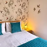 Гостевой дом Thornbank House Offering Breakfast And With The Use Of Free Local Health Club