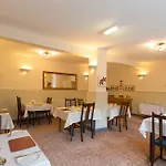 Гостевой дом Thornbank House Offering Breakfast And With The Use Of Free Local Health Club Уиндермир
