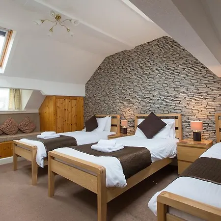 Thornbank House Offering Breakfast And With The Use Of Free Local Health Club Guest house 4*