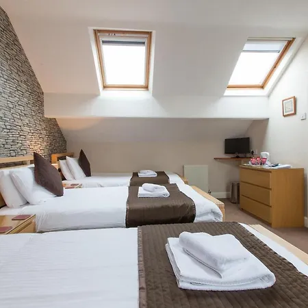 Thornbank House Offering Breakfast And With The Use Of Free Local Health Club ゲストハウス